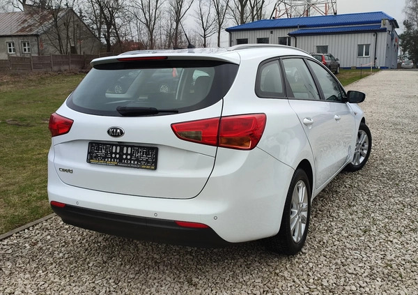 Kia Ceed cena 33900 przebieg: 150400, rok produkcji 2012 z Płock małe 211